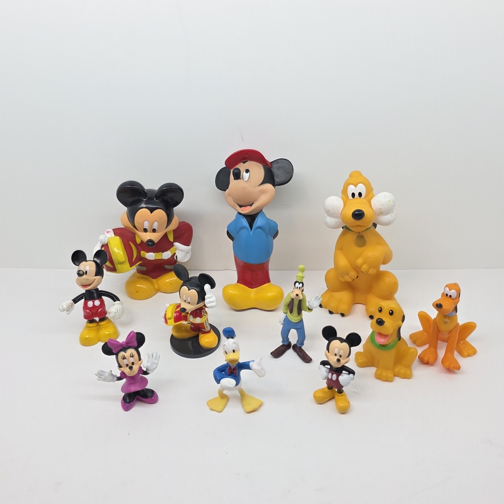 Disney Mickey Mouse and Friends Figurine Set